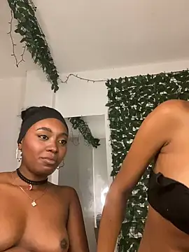 Jazmin_chellのライブXXXチャット