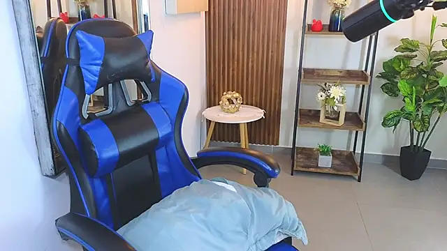 Kenya--Buhle – Live XXX-chat