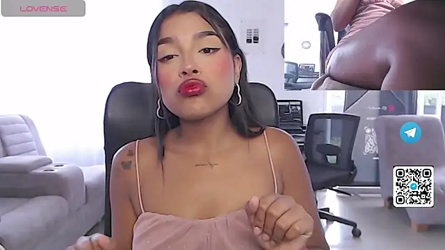 Chat XXX en directo de Mariangel_11