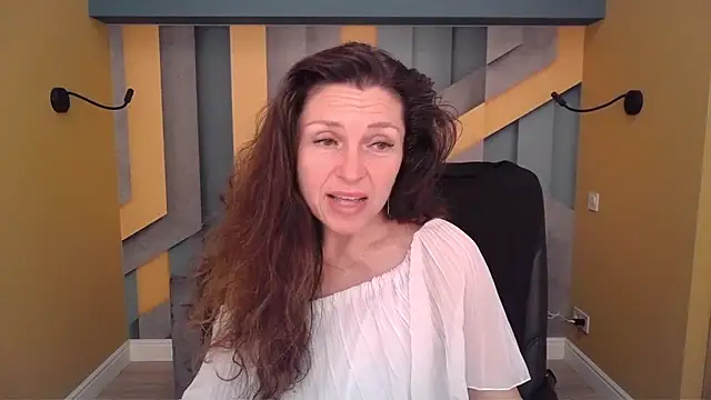 EllaLong Adlı Modelin Canlı XXX Sohbeti