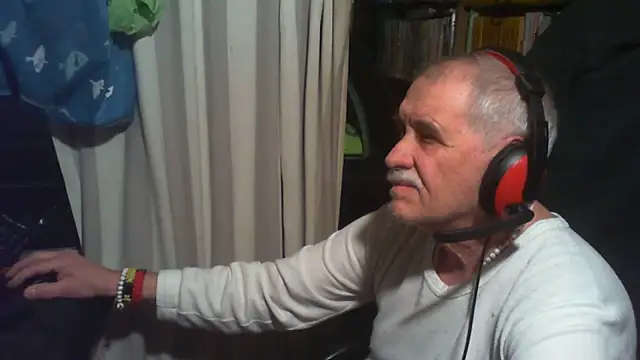 nonnomaturobisex Webcam show