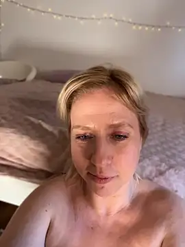 MariaPrivat Adlı Modelin Canlı XXX Sohbeti