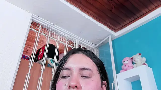 Cuty_sexy_hot Adlı Modelin Canlı XXX Sohbeti