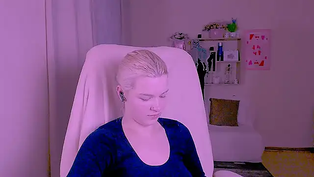 Chat XXX ao vivo de Hot_Blonda