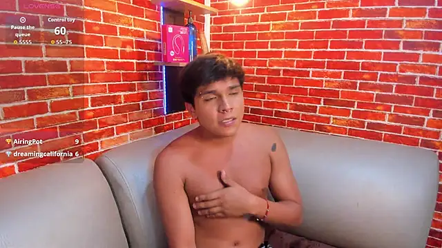 Thiago_Kozak Live XXX-chat