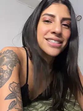 moronoiroficial Adlı Modelin Canlı XXX Sohbeti