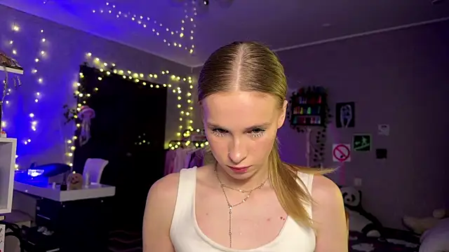 amily_sunray Adlı Modelin Canlı XXX Sohbeti