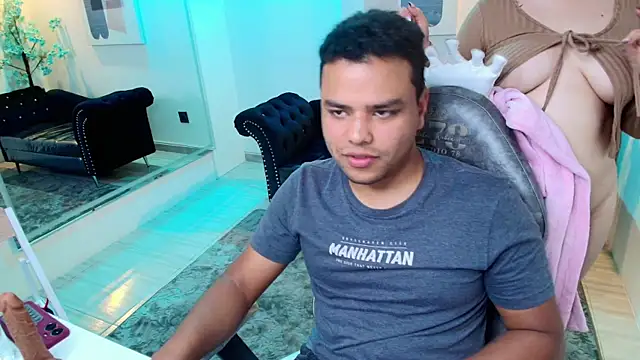 TarlyWho Adlı Modelin Canlı XXX Sohbeti