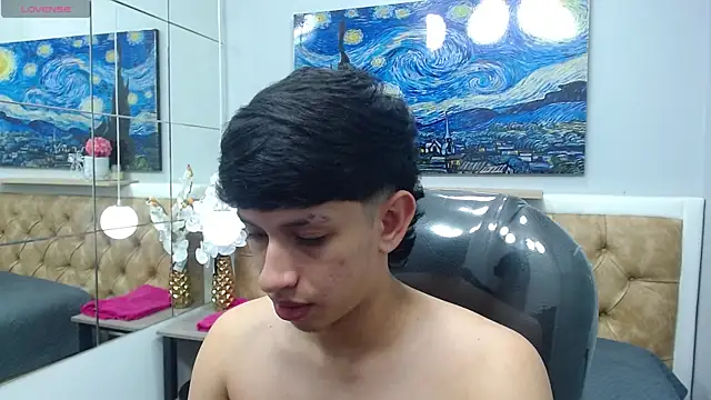 AdrianFranko Live XXX-chat