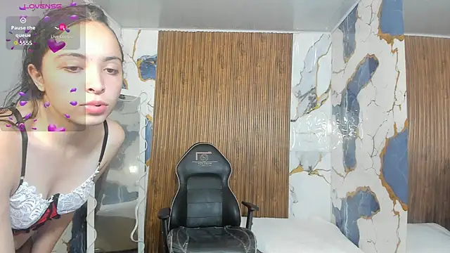 Alyce_tay1's Live XXX Chat