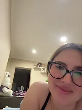 Lindasix Adlı Modelin Canlı XXX Sohbeti