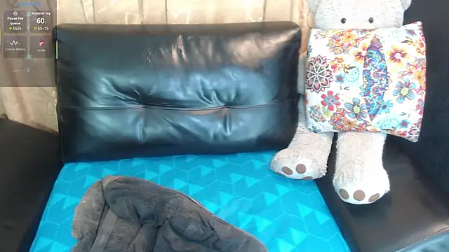 Kerly_Doll – Live XXX-chat