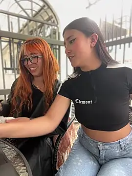 StrawberryPink_: вебкам-шоу