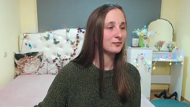 MichelLeee Adlı Modelin Canlı XXX Sohbeti