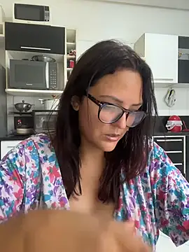 AuroraChestのライブXXXチャット