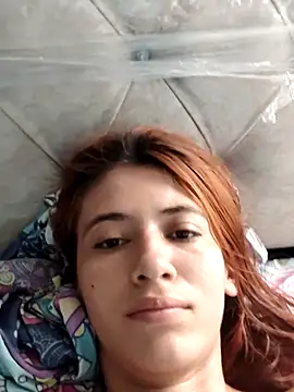 Sasha_Red_ Adlı Modelin Canlı XXX Sohbeti