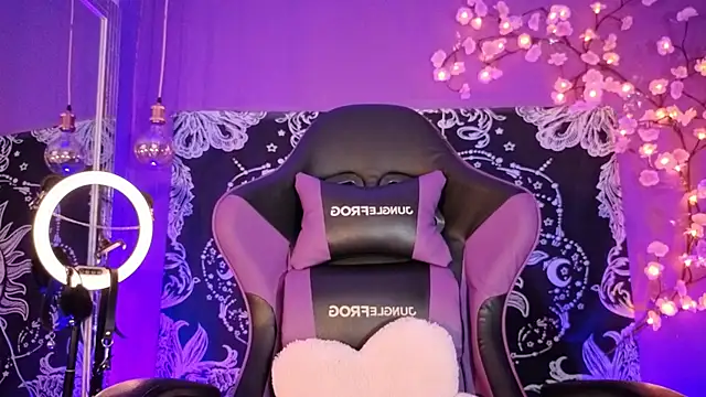 Gaia_Gatex's Live XXX Chat