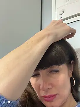 แชท XXX สดของ LadyLuxLover