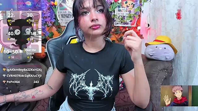 ravenn_20 লাইভ XXX চ্যাট