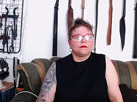 Leah_R লাইভ XXX চ্যাট