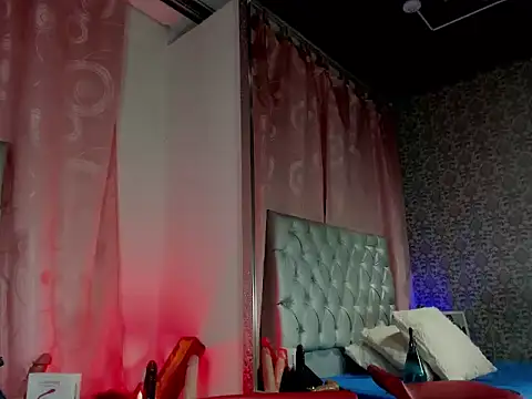 zoe_tamara's Live XXX Chat