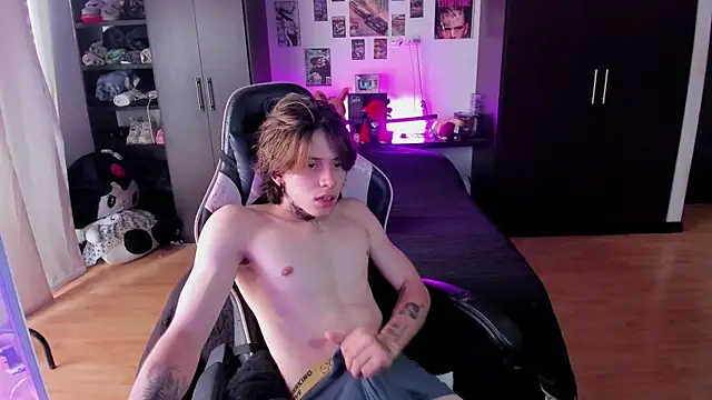 xIce_Boy Adlı Modelin Canlı XXX Sohbeti