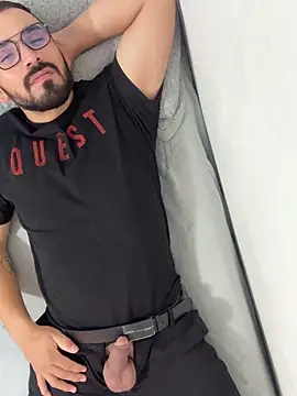 big_bearman 在線直播表演