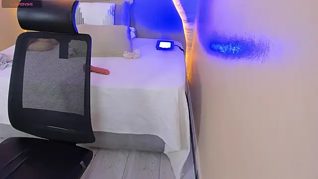 عرض كام Aron_Bolt