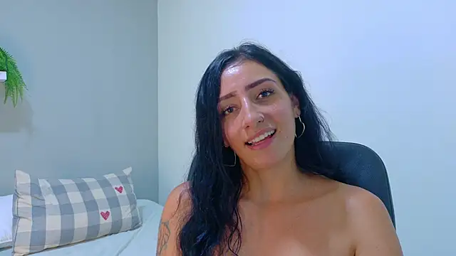 AmmyRouse__'s Live XXX Chat