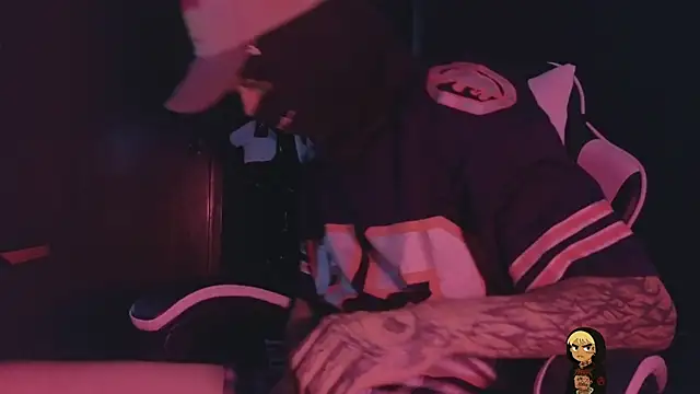 دردشة AcidMilo الجنسية المباشرة