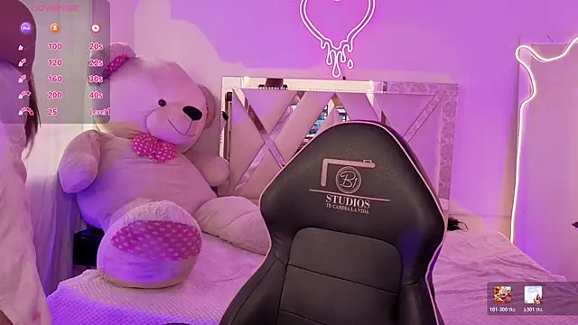 XXX chat uživo modela SABRIINA_TAY