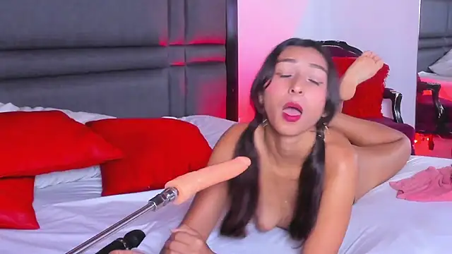 SaraDreamss Chat XXX in diretta