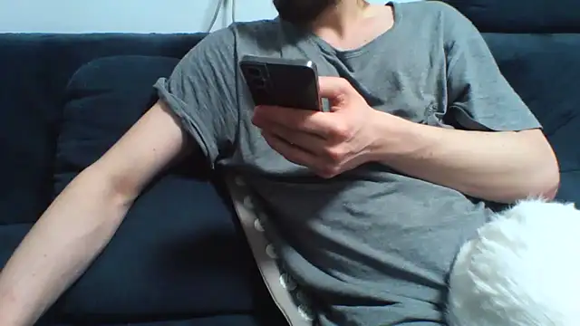 KaelNoxのライブXXXチャット