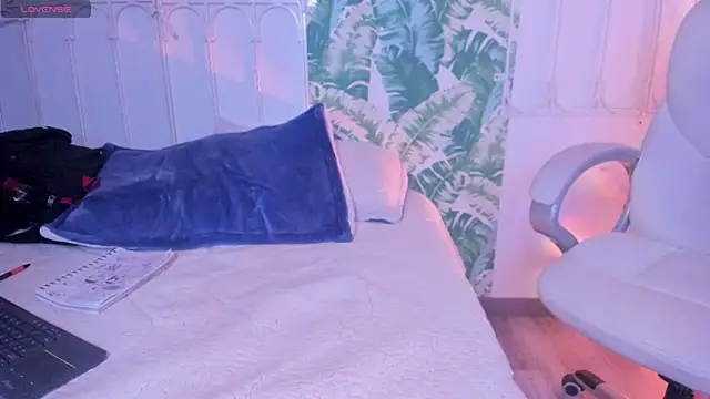 แชท XXX สดของ _sharlotte777