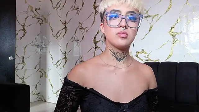 Rebeka-baker 现场XXX聊天