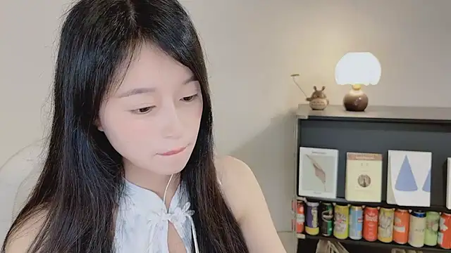 แชท XXX สดของ Onechestnut