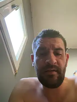 jcv596: διαδικτυακό σόου στην κάμερα