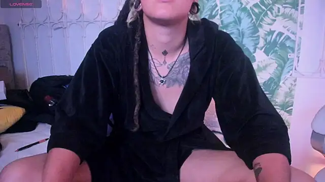 แชท XXX สดของ _sharlotte777