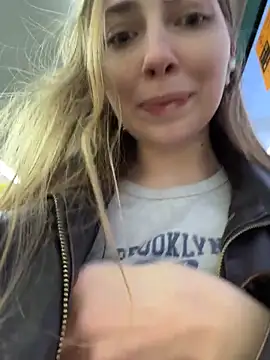 Chat +18 de Sunny___Bunny ao vivo