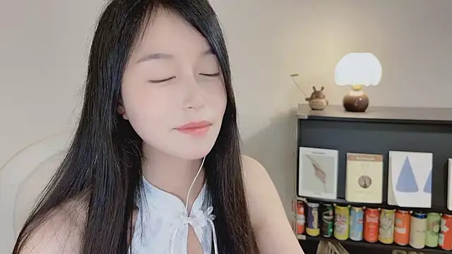 แชท XXX สดของ Onechestnut