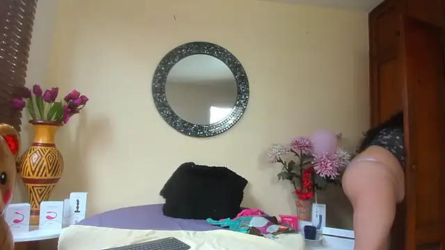 แชท XXX สดของ Maye_Milf_