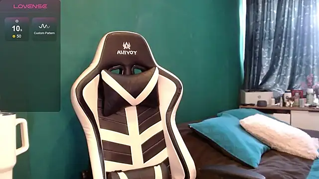 alice_middlee's Live XXX Chat