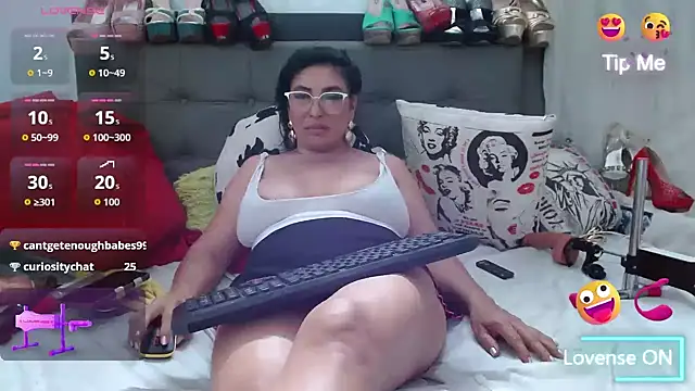 Živý XXX chat katysquirtdirty