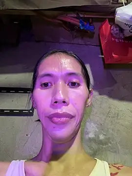 LoveRUBY143's Webcam Show