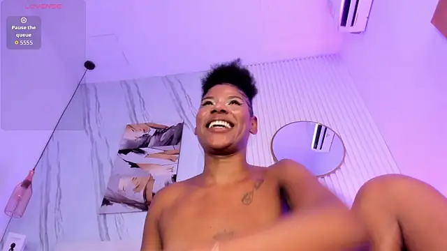Afro_Luna's Live XXX Chat