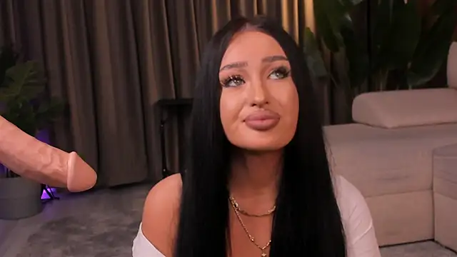 EmeraldKat's Live XXX Chat