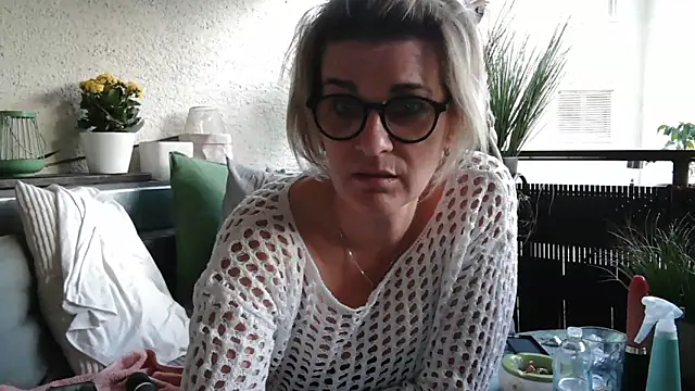 hexe40002 Chat XXX live