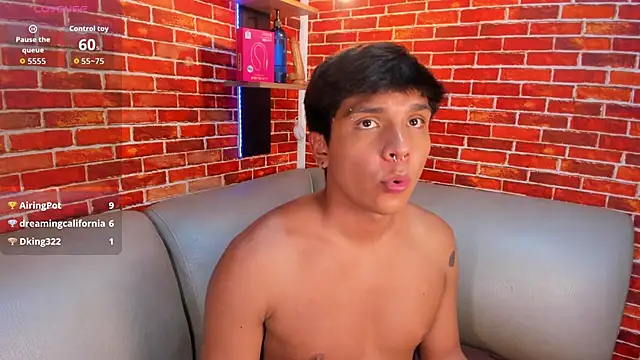 Thiago_Kozak Pertunjukan Webcam