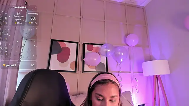 _Sophie__miller live XXX chat