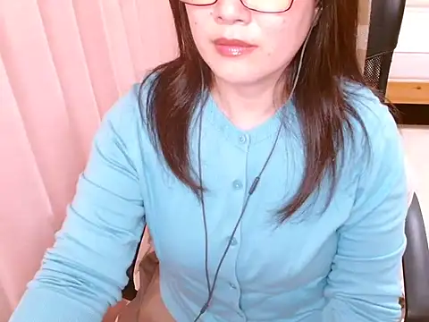 xxoLENAoxx live XXX chat